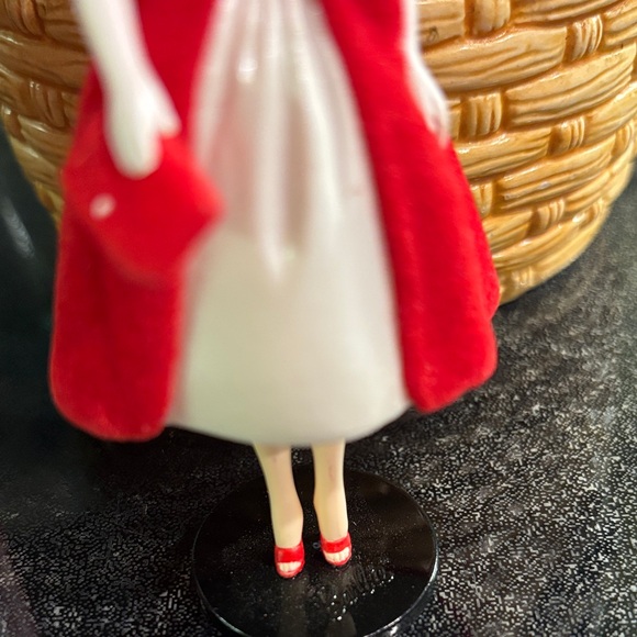 Hallmark Keepsake Ornament - Red and White Barbie - Picture 3 of 6
